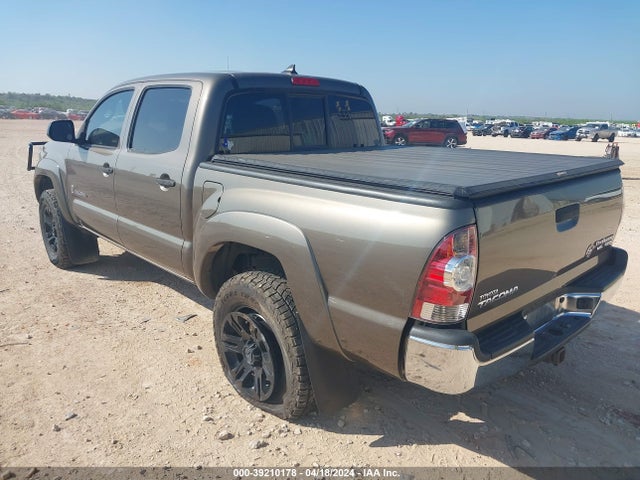 Toyota Tacoma Prerunner V6 2015 5TFJU4GN2FX084548 Image 3