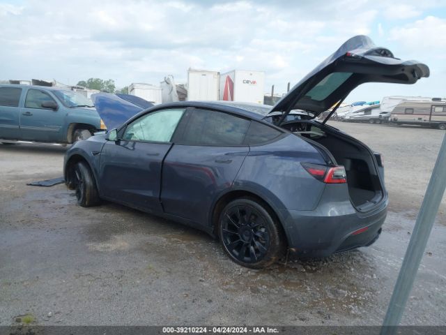 7SAYGDEE2NF389696 Tesla Model Y Long Range Dual Motor All-wheel Drive