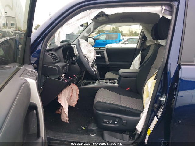Toyota 4RUNNER SR5 2024 JTEEU5JR4R5306196 Image 5