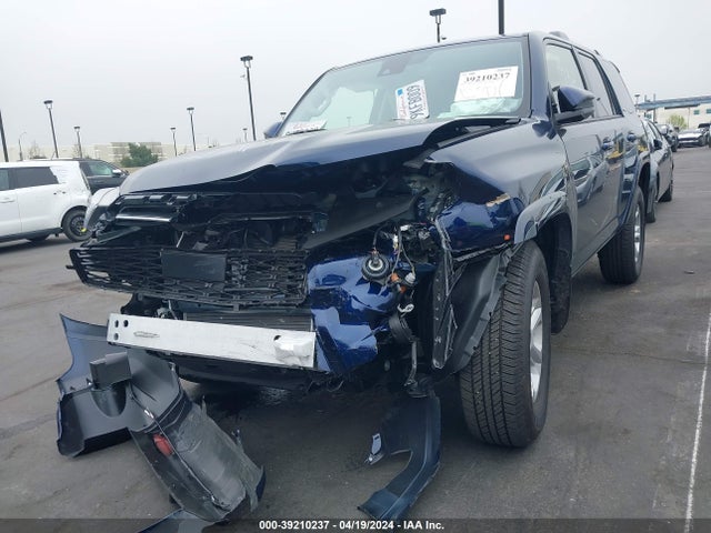 Toyota 4RUNNER SR5 2024 JTEEU5JR4R5306196 Image 6