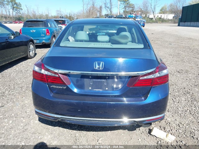 Honda ACCORD LX 2017 1HGCR2F3XHA166193 Image 16