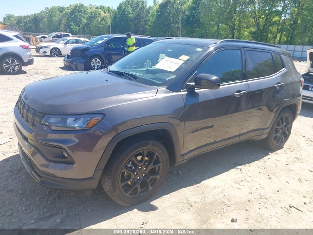 3C4NJCBB0NT198222 Jeep Compass Altitude Fwd