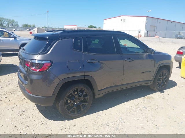 3C4NJCBB0NT198222 Jeep Compass Altitude Fwd
