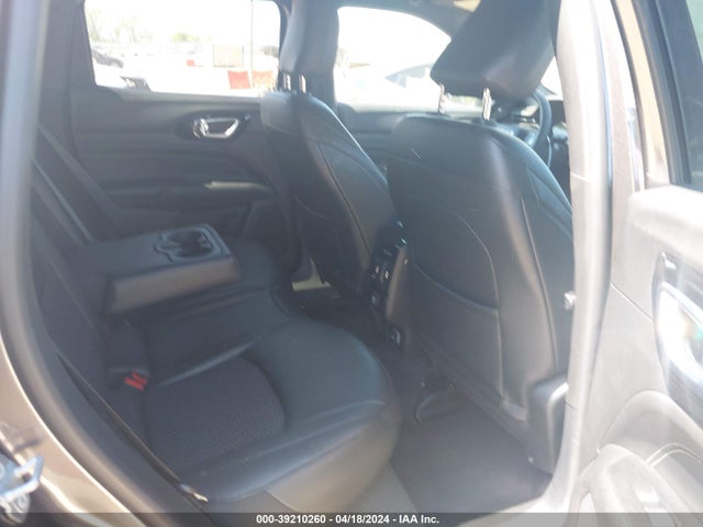 3C4NJCBB0NT198222 Jeep Compass Altitude Fwd