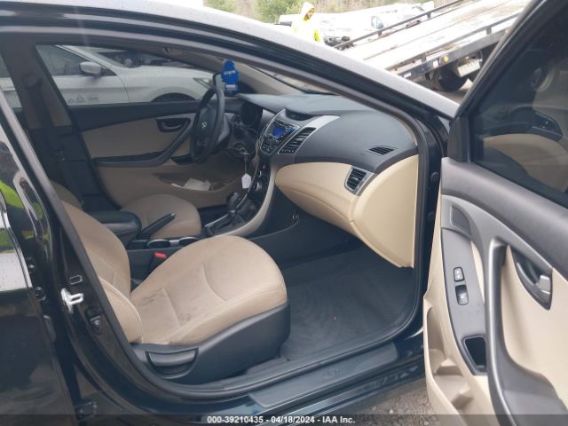 5NPDH4AE8GH749752 Hyundai ELANTRA SE