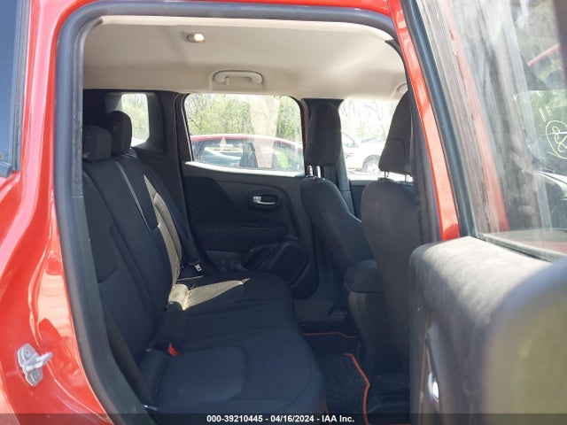 ZACNJBAB8KPK28918 Jeep Renegade Upland 4x4