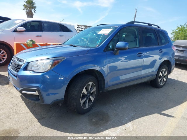 JF2SJAGC2JH435697 Subaru Forester 2.5i Premium