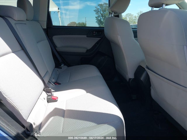 JF2SJAGC2JH435697 Subaru Forester 2.5i Premium