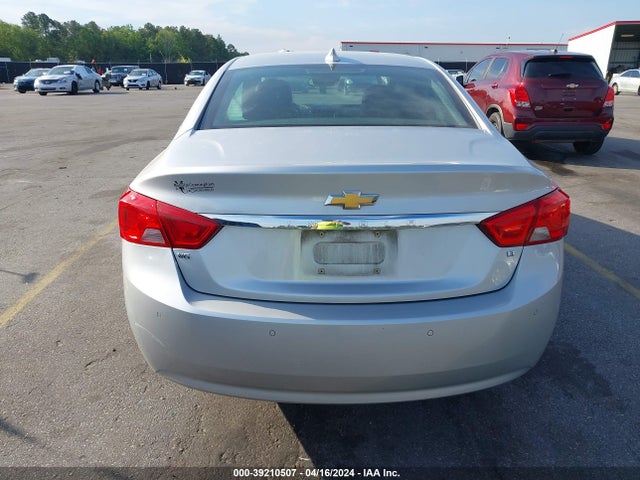 Chevrolet IMPALA 1LT 2017 2G1105S34H9104705 Image 16