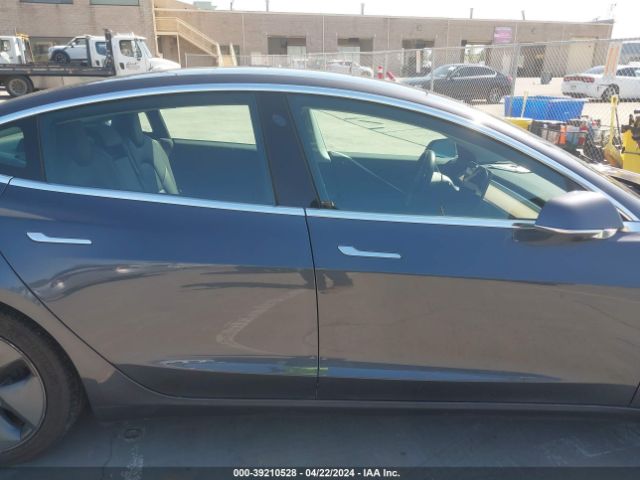 5YJ3E1EB7KF386189 Tesla Model 3 Long Range/performance