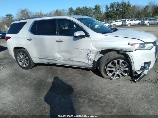 Chevrolet Traverse Premier 2018 1GNEVJKW3JJ172847 Image 13
