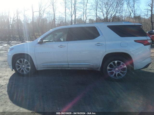 Chevrolet Traverse Premier 2018 1GNEVJKW3JJ172847 Image 14