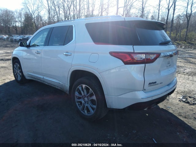 Chevrolet Traverse Premier 2018 1GNEVJKW3JJ172847 Image 3