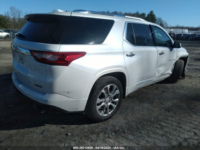 Chevrolet Traverse Premier 2018 1GNEVJKW3JJ172847 Image 4
