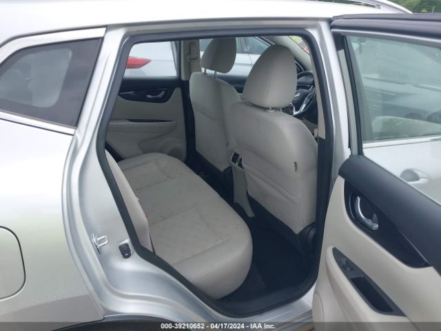 JN1BJ1CR8JW206755 Nissan Rogue Sport Sv