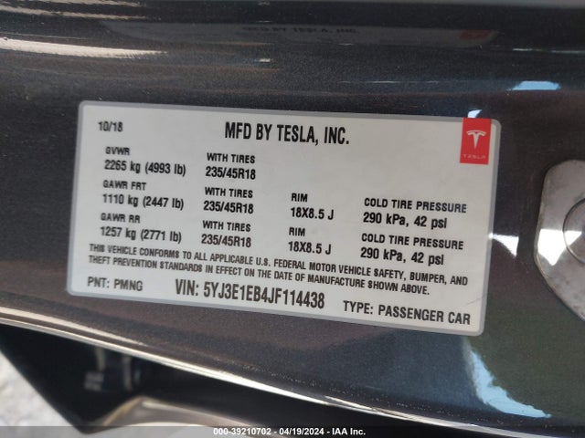 Tesla Model 3 Long Range/performance 2018 5YJ3E1EB4JF114438 Image 9