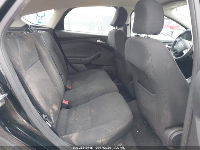 Ford FOCUS SE 2017 1FADP3K24HL217922 Image 8