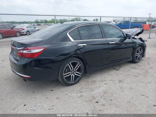 Honda Accord Touring 2016 1HGCR3F92GA015714 Image 4