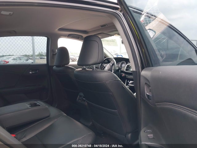 Honda Accord Touring 2016 1HGCR3F92GA015714 Image 8