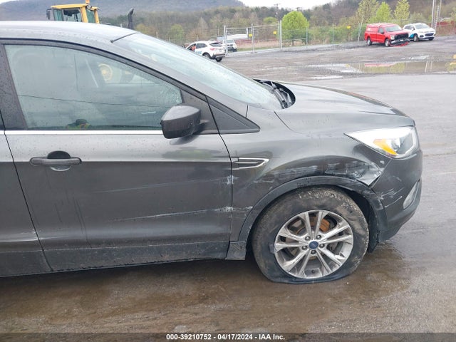 Ford ESCAPE SE 2017 1FMCU0GD4HUD18066 Image 6