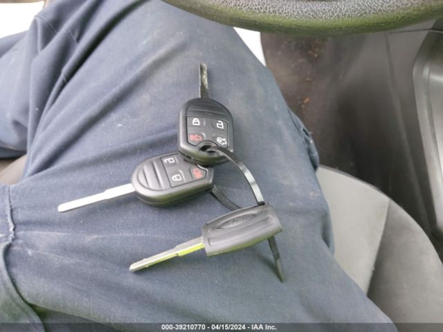 3FADP4TJ5GM169663 Ford FIESTA S