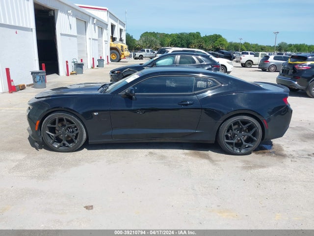 Chevrolet Camaro 2lt 2017 1G1FD1RS9H0171925 Image 14