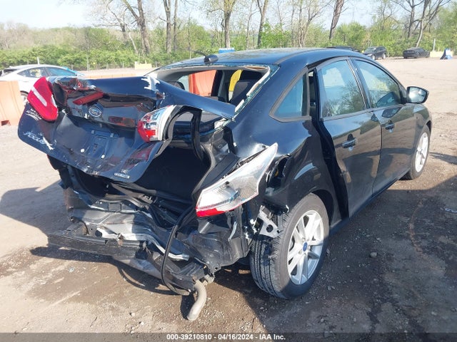 Ford FOCUS SE 2015 1FADP3F21FL203645 Image 4