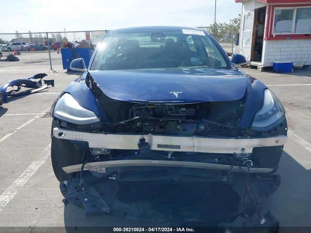 Tesla Model 3 Long Range/mid Range/standard Range/standard Range Plus 2019 5YJ3E1EA3KF396760 Image 13