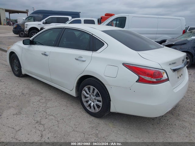 Nissan Altima 2.5 S 2015 1N4AL3AP5FN392564 Image 3