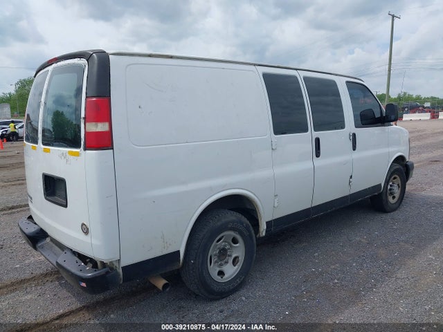 Chevrolet Express 2500 Work Van 2014 1GCWGFCA2E1209951 Image 4