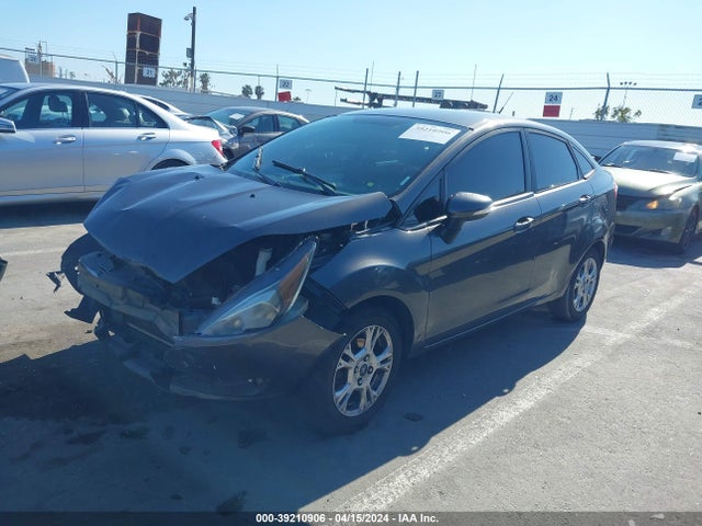 Ford FIESTA SE 2016 3FADP4BJ8GM120992 Image 2