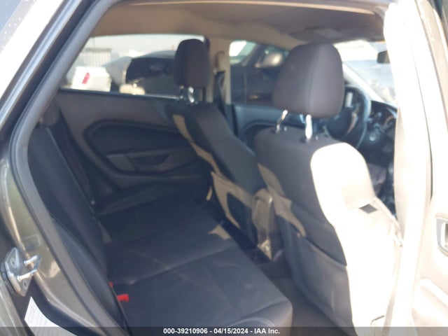 Ford FIESTA SE 2016 3FADP4BJ8GM120992 Image 8