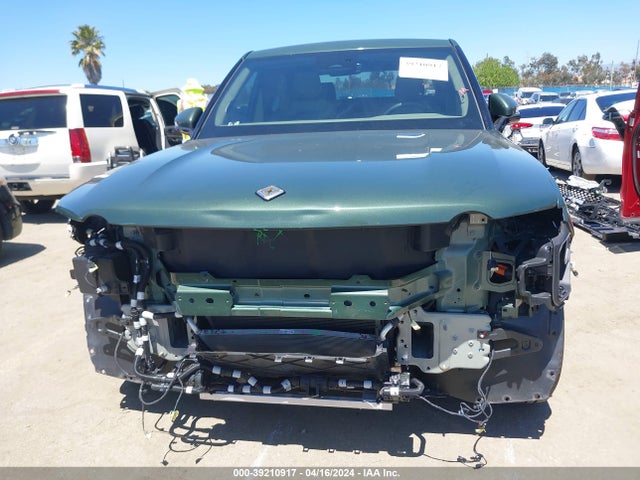 Rivian R1t Adventure 2022 7FCTGAAA5NN008542 Image 13