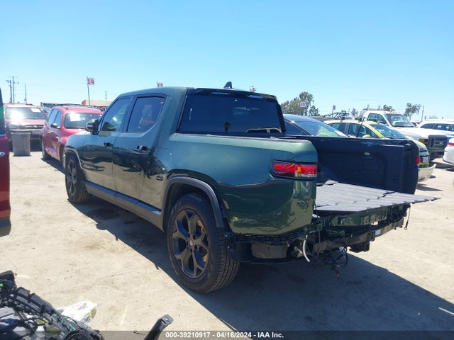 Rivian R1t Adventure 2022 7FCTGAAA5NN008542 Image 3