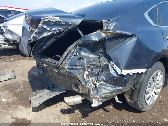 Nissan Altima 2.5 S 2015 1N4AL3AP3FC415058 Image 18