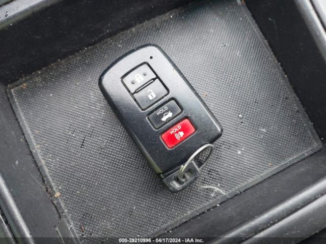 4T1BF1FK9HU414125 Toyota CAMRY SE