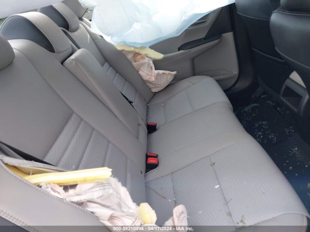 4T1BF1FK9HU414125 Toyota CAMRY SE