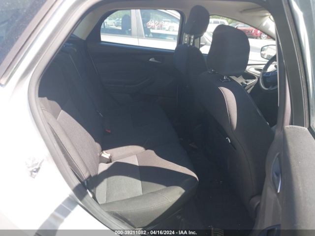 1FADP3K26HL209269 Ford FOCUS SE