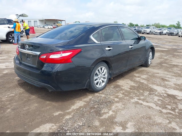 Nissan Altima 2.5 S 2017 1N4AL3AP7HN346575 Image 4