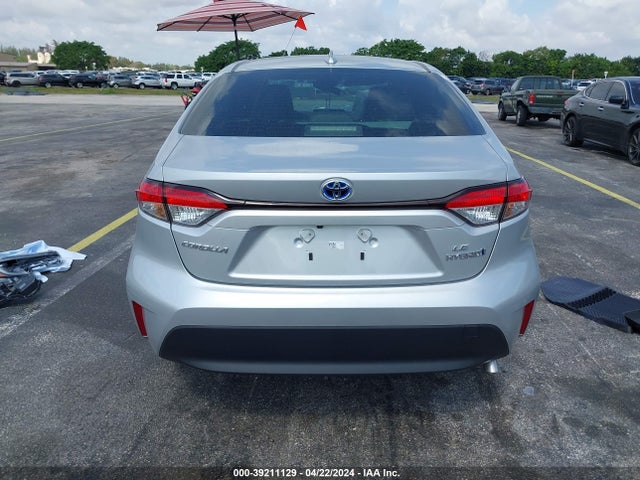 Toyota Corolla Hybrid Le 2024 JTDBCMFE9R3049154 Image 17