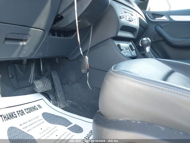 WA1JCCFS2JR028489 Audi Q3 2.0t Premium/2.0t Sport Premium