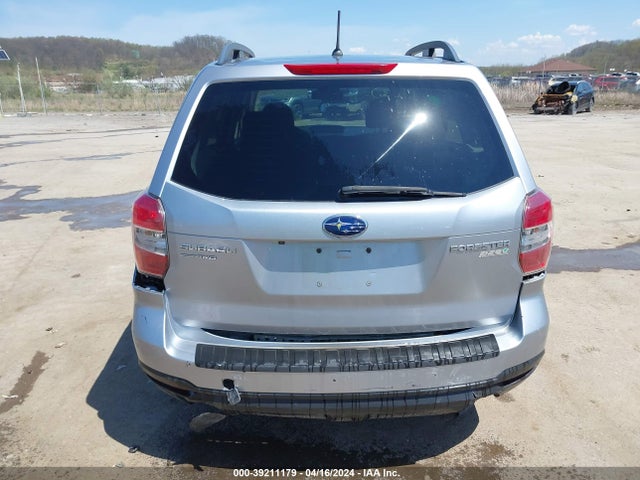 Subaru Forester 2.5i Premium 2015 JF2SJADC7FH829286 Image 16