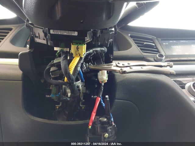 Hyundai ELANTRA SEL 2019 5NPD84LF4KH424028 Image 19