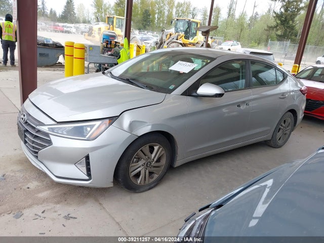 Hyundai ELANTRA SEL 2019 5NPD84LF4KH424028 Image 2