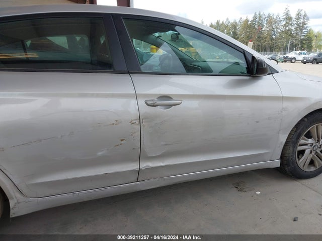 Hyundai ELANTRA SEL 2019 5NPD84LF4KH424028 Image 6