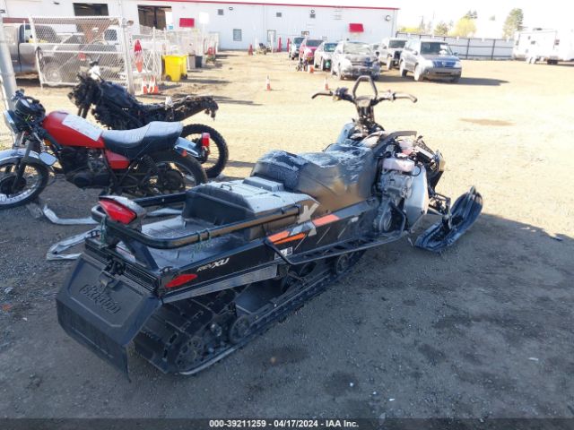2018 SKI-DOO EXPEDITION TUV 800 YH2SSGJR4JR000510 Photo 2