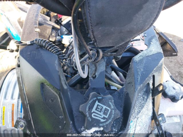 2018 SKI-DOO EXPEDITION TUV 800 YH2SSGJR4JR000510 Photo 6