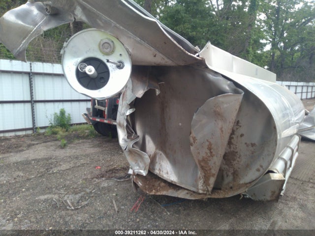 1Y9T5AV21K2002760 Young Tank Inc Young Tank Inc