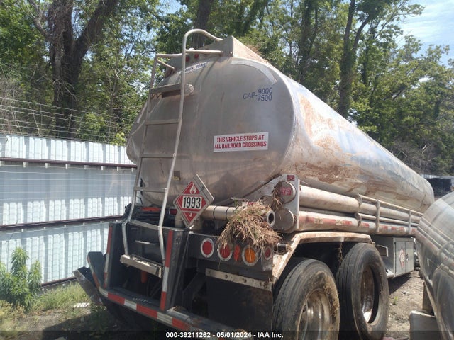 1Y9T5AV21K2002760 Young Tank Inc Young Tank Inc