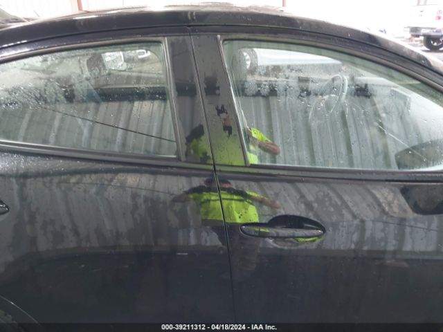 3MYDLBZV9GY100618 Scion IA